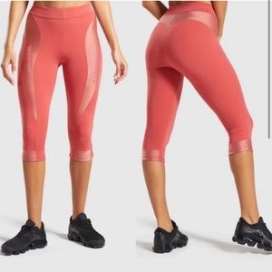 Gymshark womens turbo cropped leggings medium